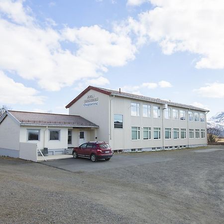 Lofotr Overnatting Bostad Exterior photo