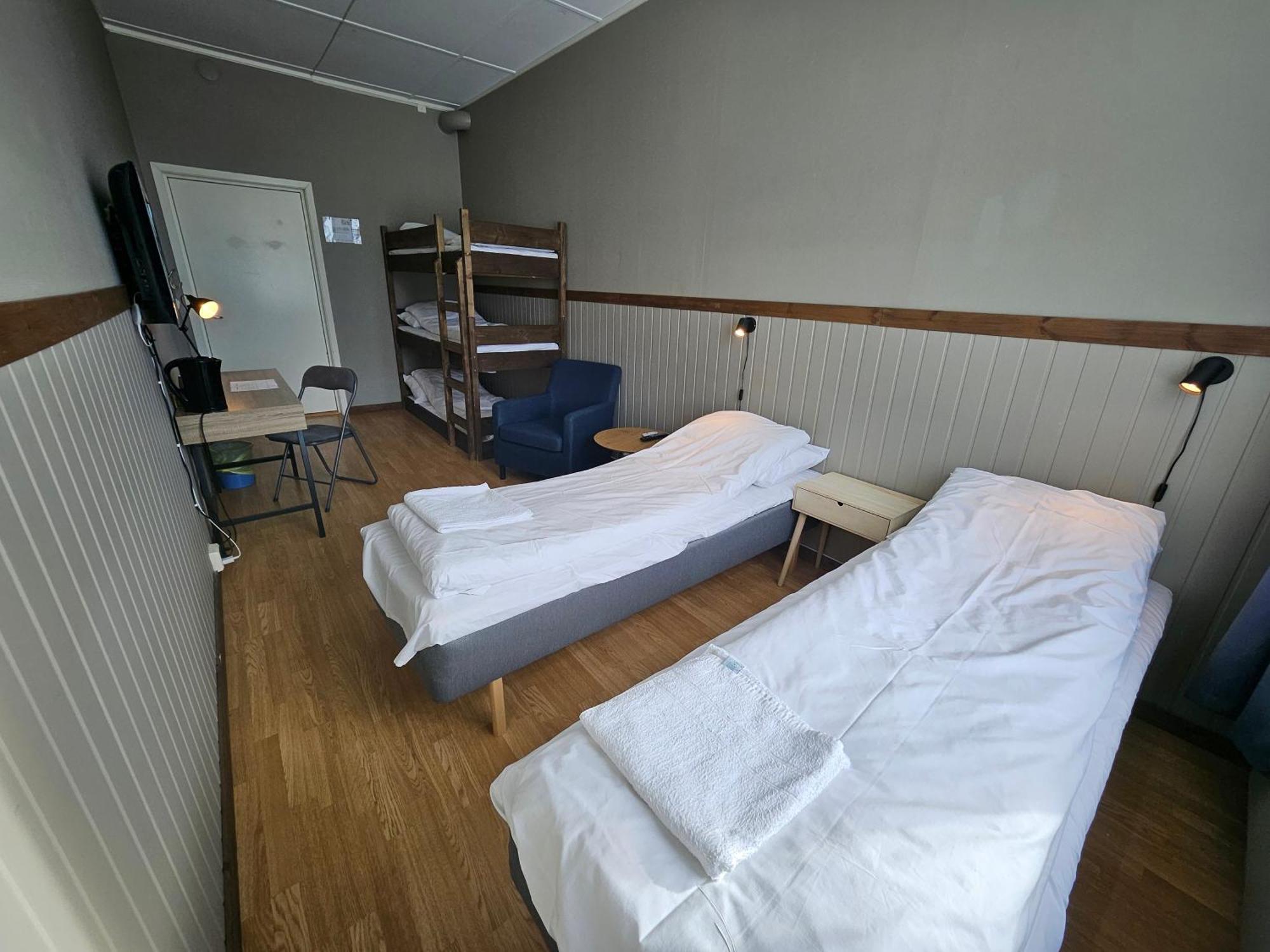 Lofotr Overnatting Bostad Exterior photo