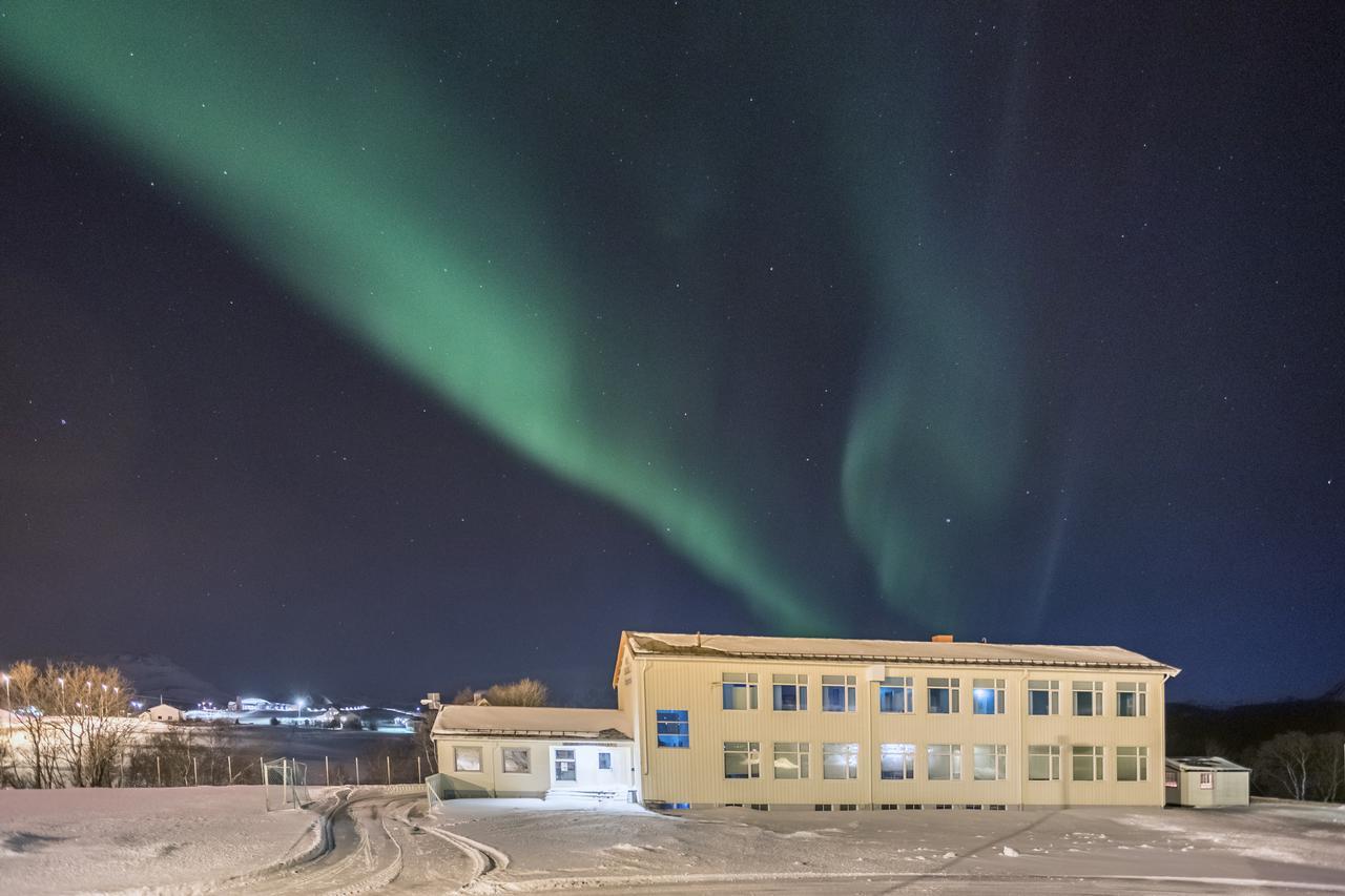 Lofotr Overnatting Bostad Exterior photo